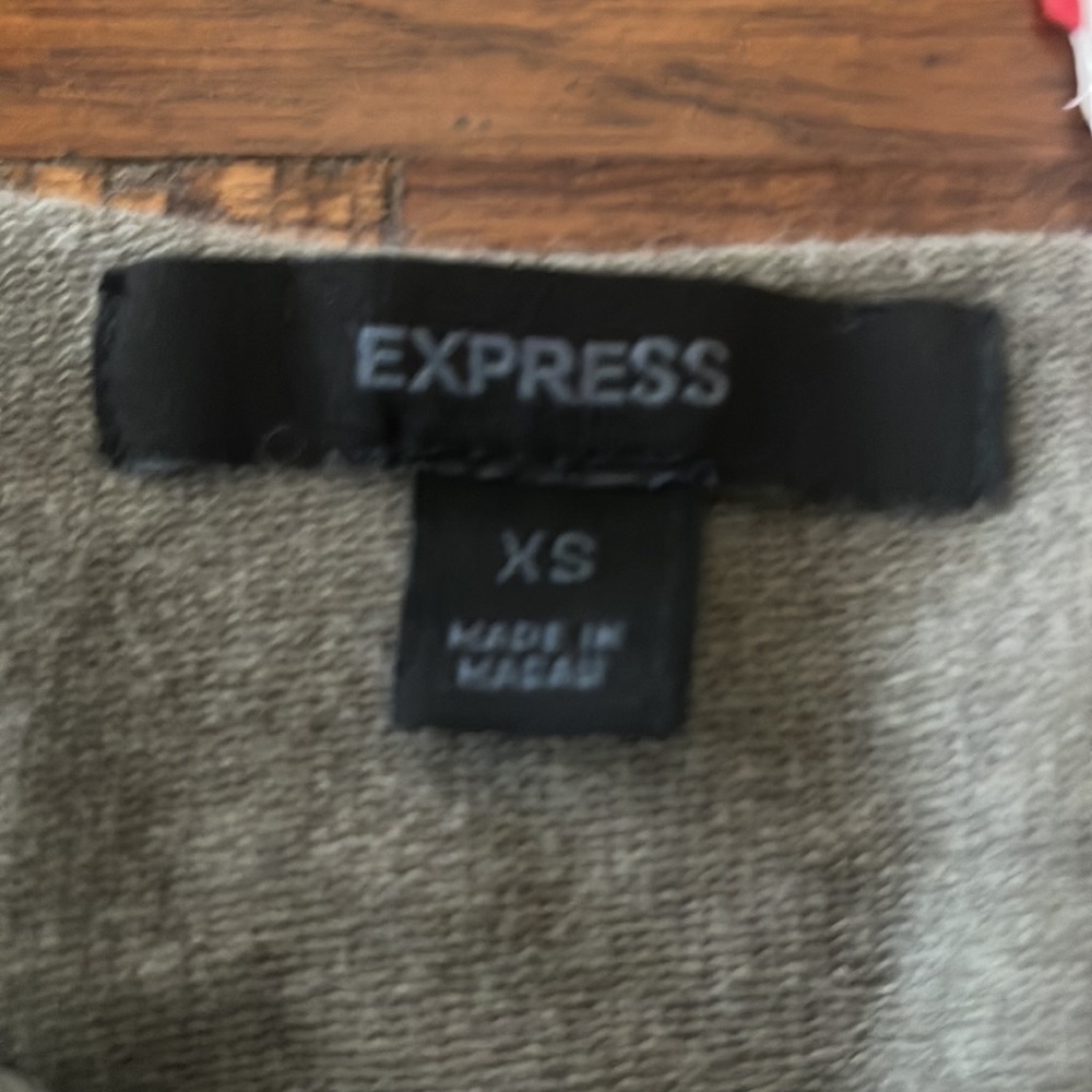 Three Tops by Express - Picture 5 of 15